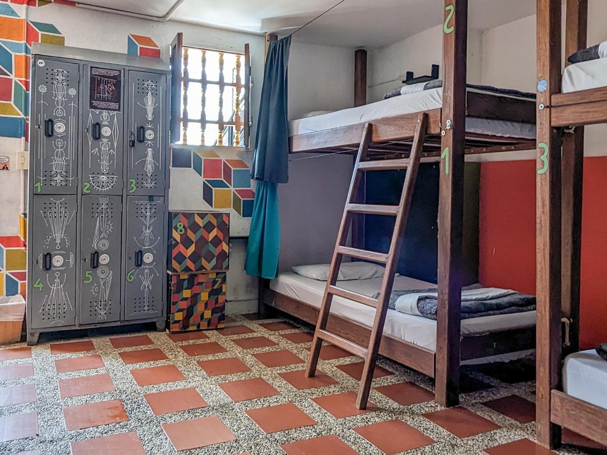 Casa Kayam Art Hostel Coliving Coworking Guatape Ruang foto