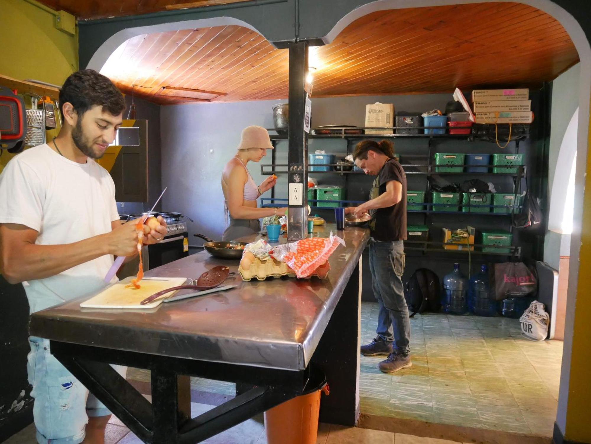 Casa Kayam Art Hostel Coliving Coworking Guatape Bagian luar foto