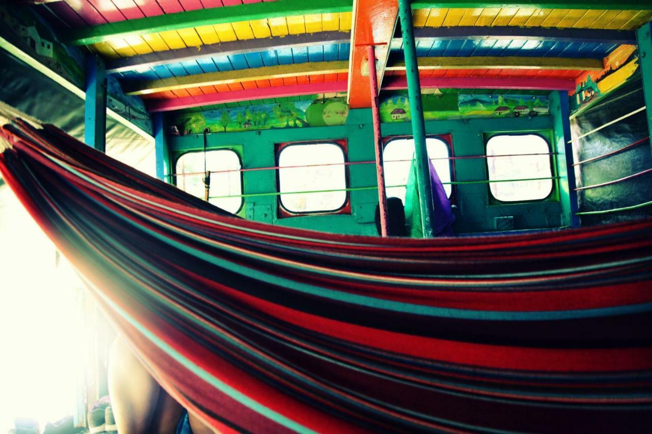 Casa Kayam Art Hostel Coliving Coworking Guatape Bagian luar foto